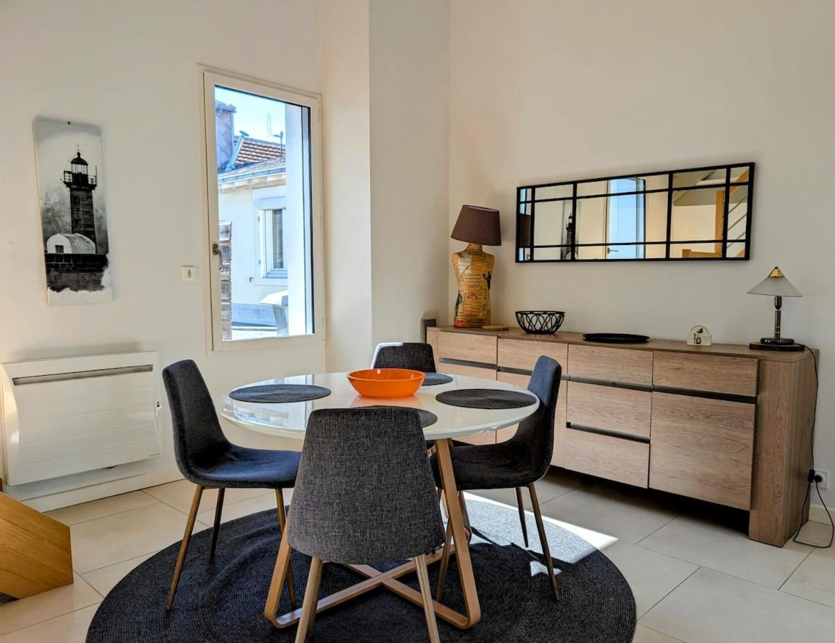 Elegante Maison De Ville Pornic Buitenkant foto